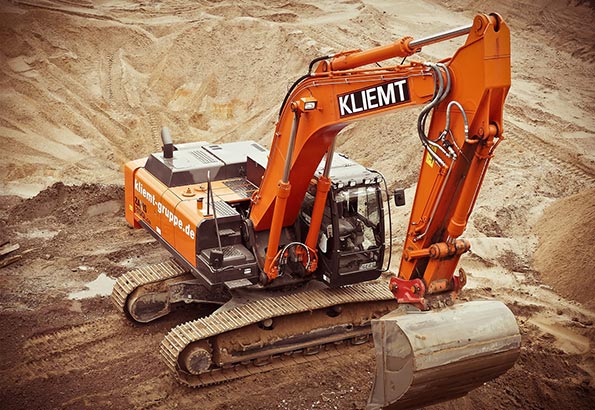 推土机日常维护与保养步骤